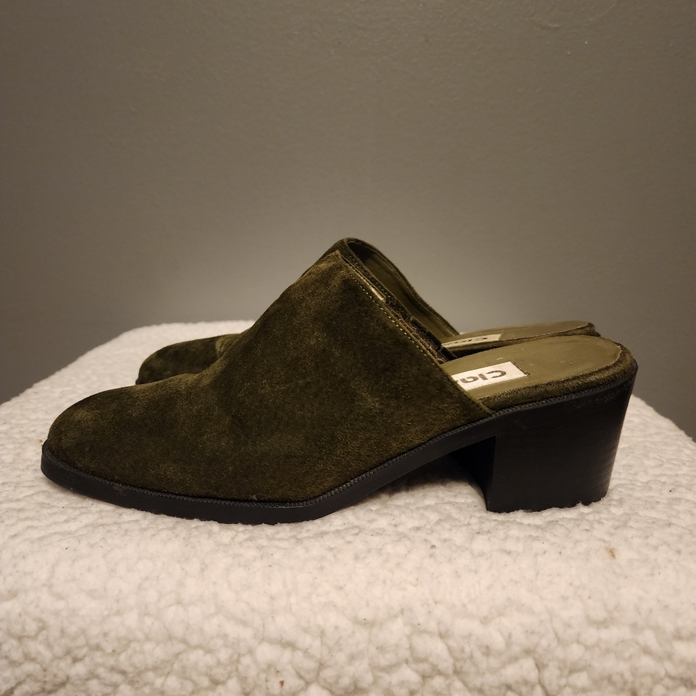 VTG 90'S Classique green leather heeled clogs SIZE 6.5